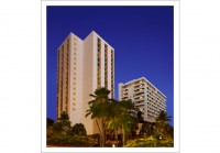 ハイアット プレイス ワイキキ ビーチで「Art & Wine」イベント開催！