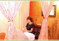 ハリウッドセレブも注目する、今話題の骨筋造顔フェイシャル「スリム美顔」をハワイで！