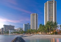 ワイキキの真ん中、ハイアットリージェンシーワイキキでファーマーズマーケットが開始！