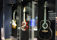 5月10日よりビショップ・ミュージアムにてギター展示会開催