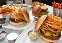 自分で創りあげるカスタムビルドの激ウマバーガー！