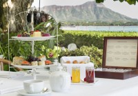 天国にふさわしい館、ハレクラニの「オーキッズ」でヘブンリーなアフタヌーンティーを