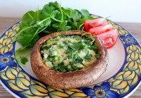 ホリデーシーズンにぴったり！ほうれん草とマカダミアナッツリコッタチーズのポータベラ詰め