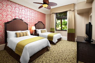 クラシカルな内装の客室（一例）