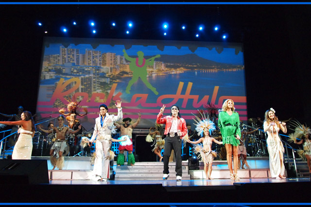 ラスベガスとハワイの融合！ここでしか体験できない豪華絢爛ショー『ロック・ア・フラ』