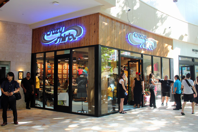 「クレイジーシャツ」がインターナショナル・マーケット・プレイス内に新店舗をオープン！