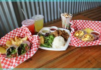 ヘルシー派もガッツリ派もスイーツ派も楽しめるロコご用達のレストラン