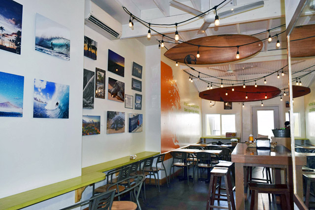 サーフィンモチーフのプレートランチ店「サウスショアグリル」で絶品フィッシュタコスをいただきます！